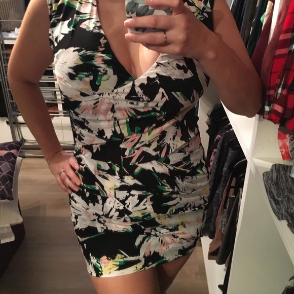 EUC Marciano dress - Picture 4 of 5